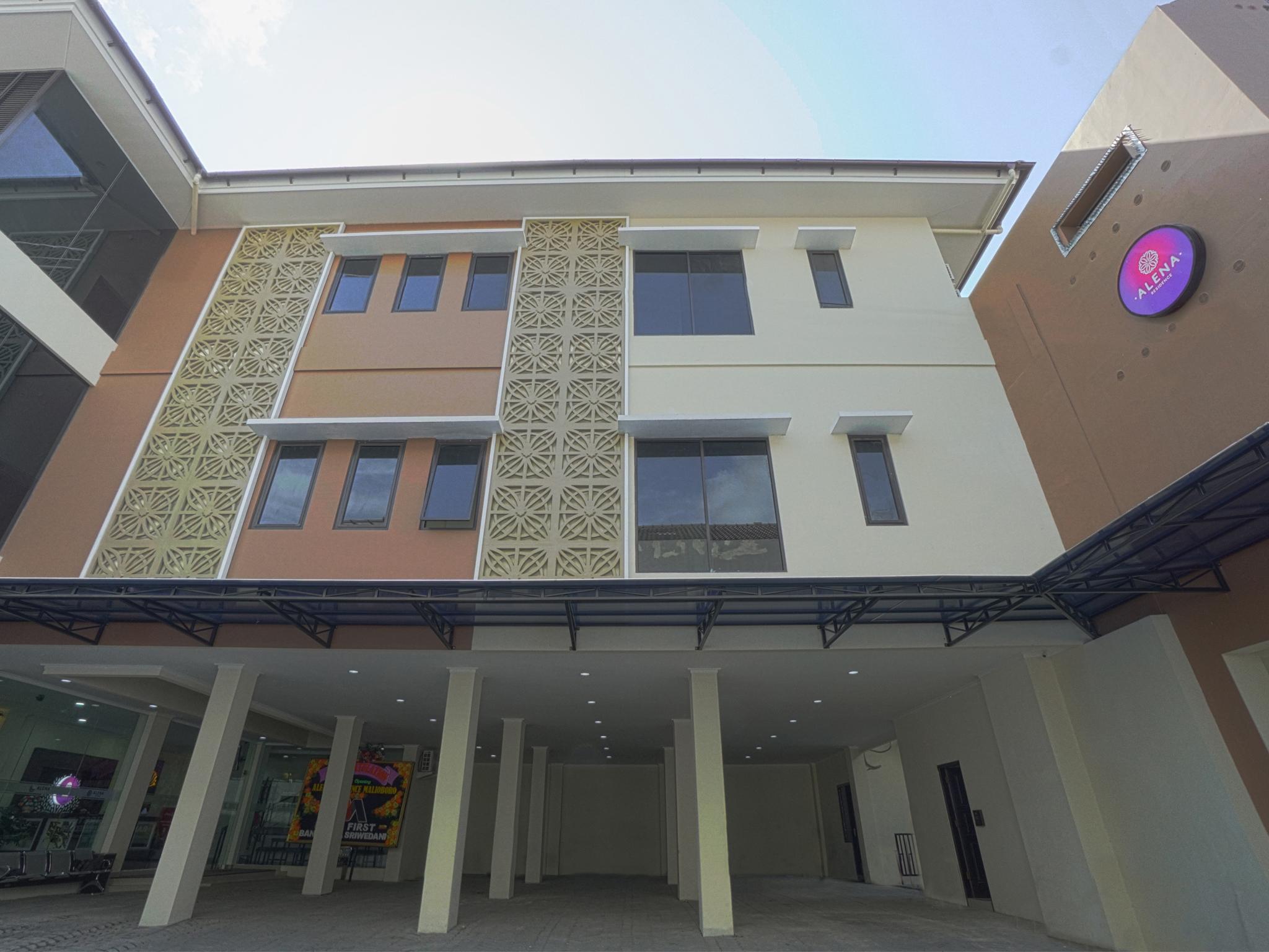 Vaccinated Staff - OYO 1626 Alena Residence Yogyakarta Exterior foto