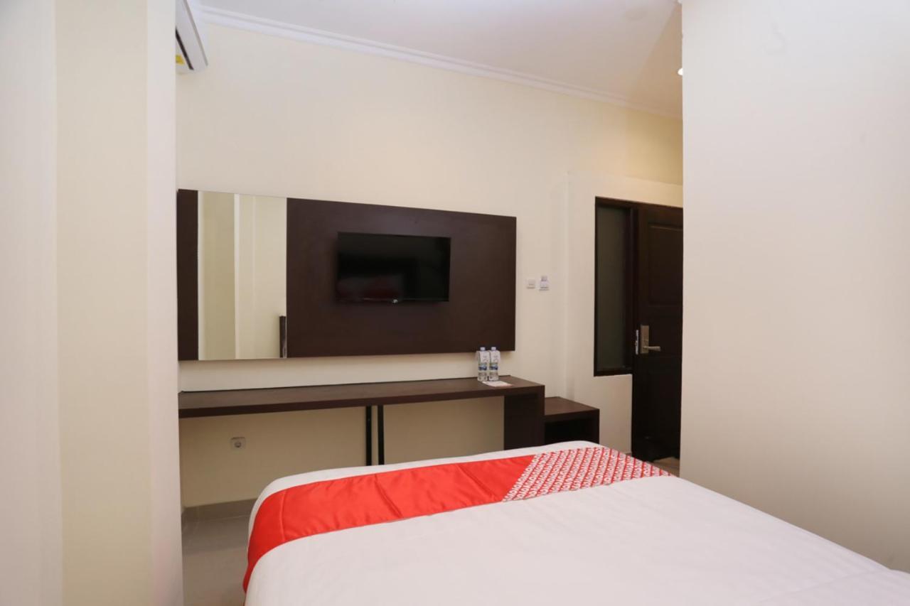 Vaccinated Staff - OYO 1626 Alena Residence Yogyakarta Exterior foto
